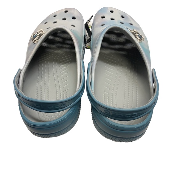 CROCS Disney Mickey Mouse Clogs M10 / W12 - Picture 5 of 5